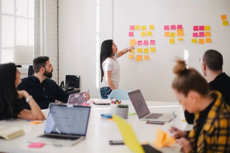 The Evolution of Workplace Culture - 斗鱼游戏直播间平台